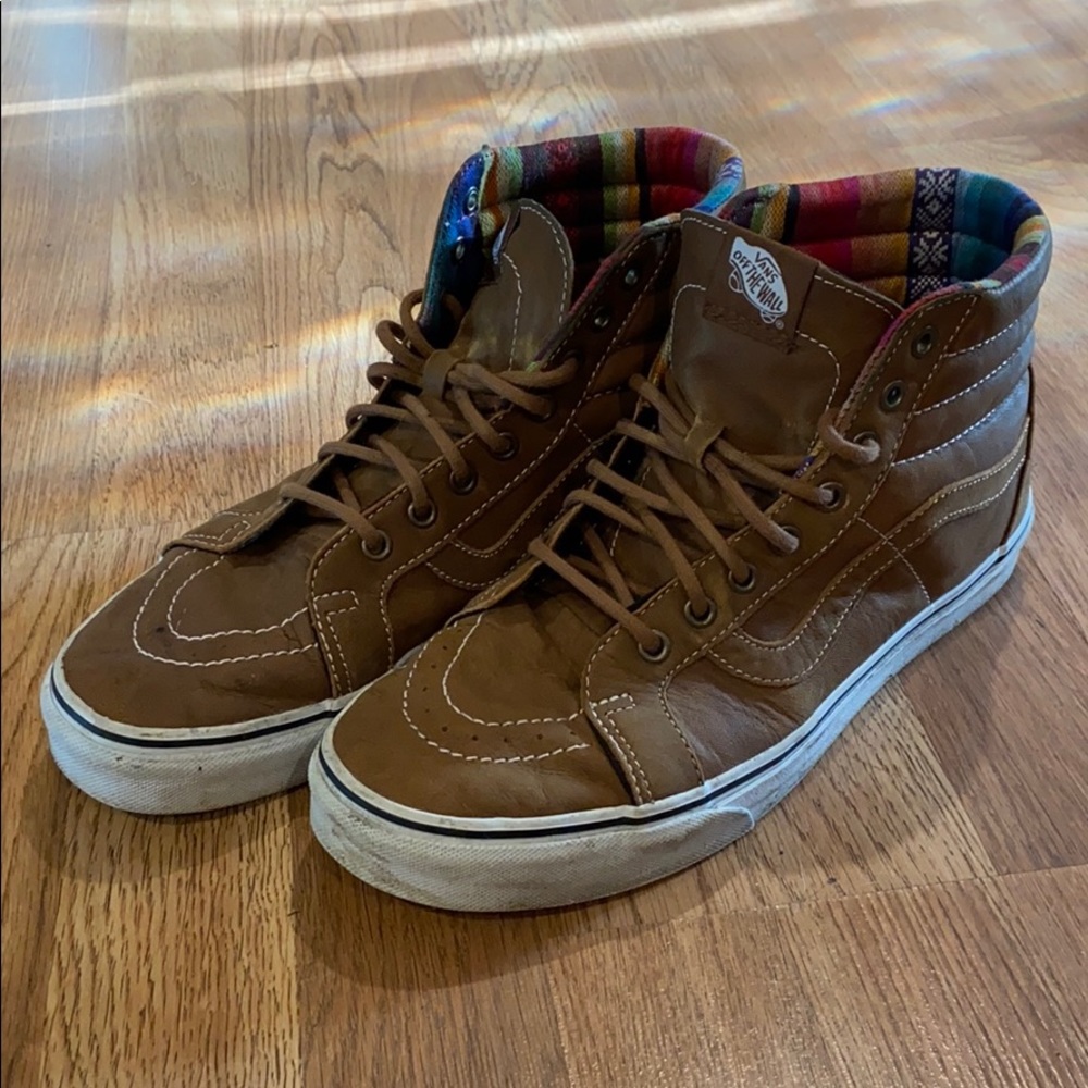 Men’s high top Vans. Size 10